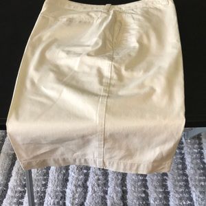 Khaki Shorts - Banana Republic Size 6